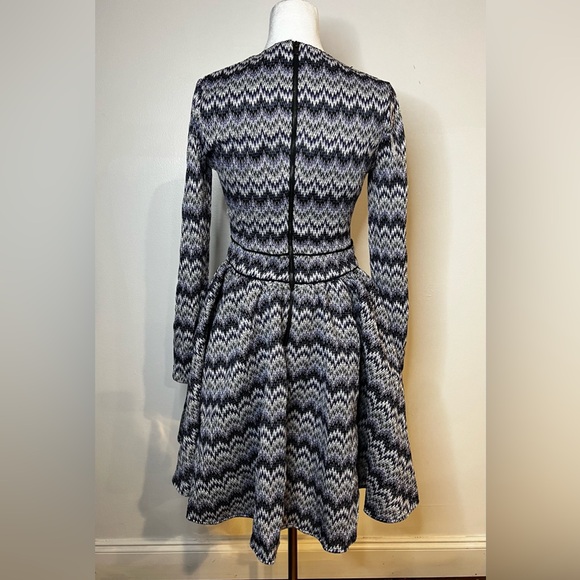 Royaume Geo Print Fit-and-Flare Dress - Picture 4 of 10
